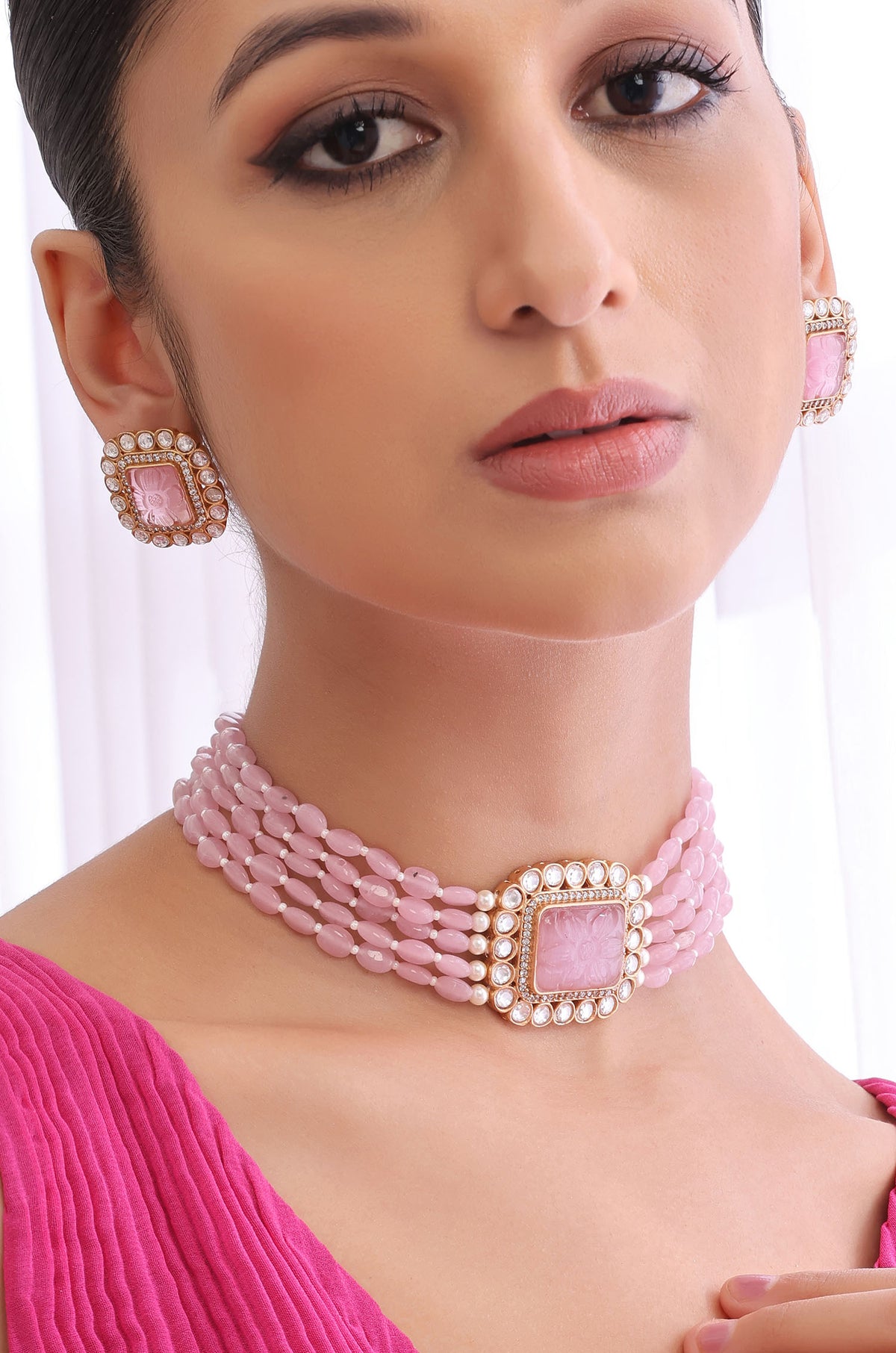 Mawra Rose Quartz Necklace