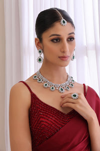 Saanj Emerald Necklace