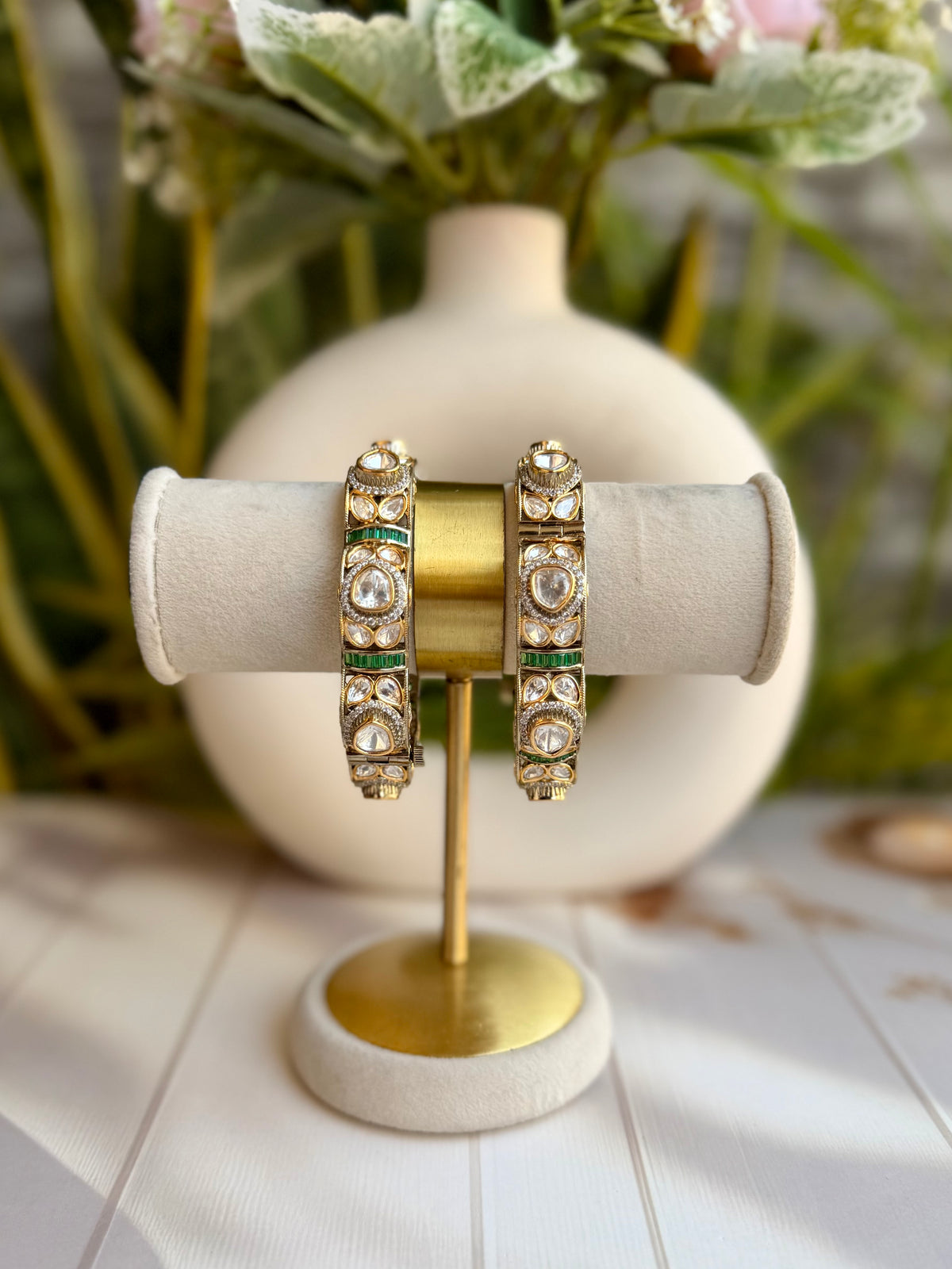 Shabina Emerald Polki Bangle