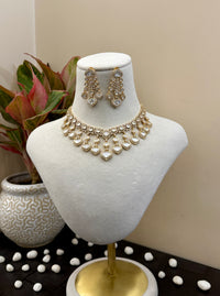 Aarah Polki Necklace Set