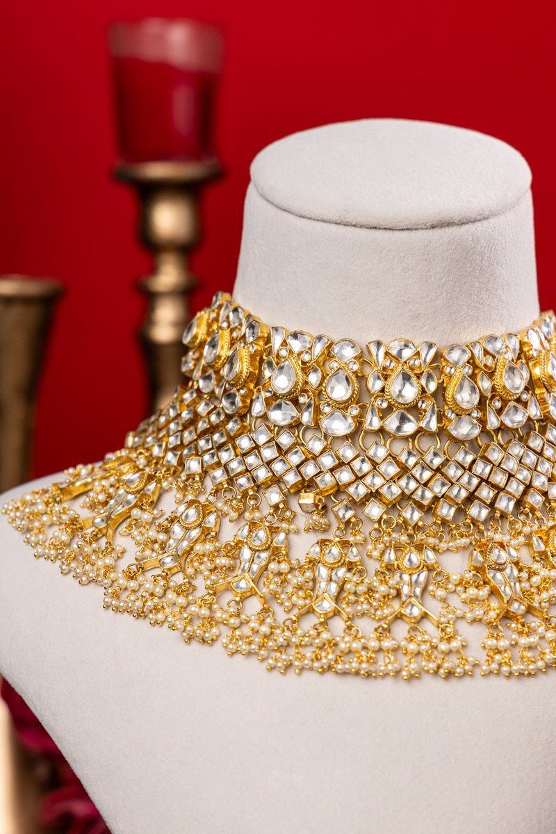 Aksana Pearl Necklace Set