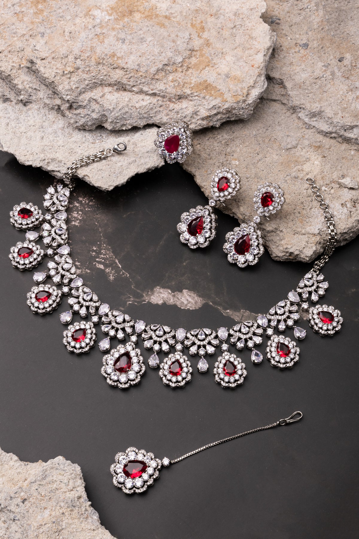 Saanj Ruby Necklace