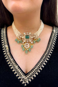 Tarushi Emerald Choker Set