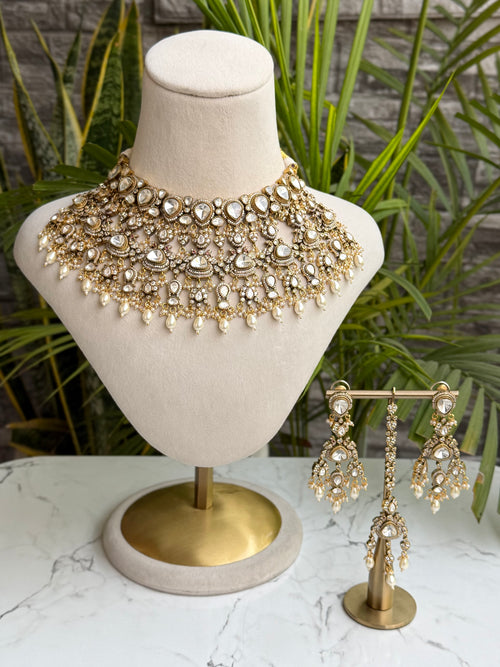 Taranum Moissanite Necklace