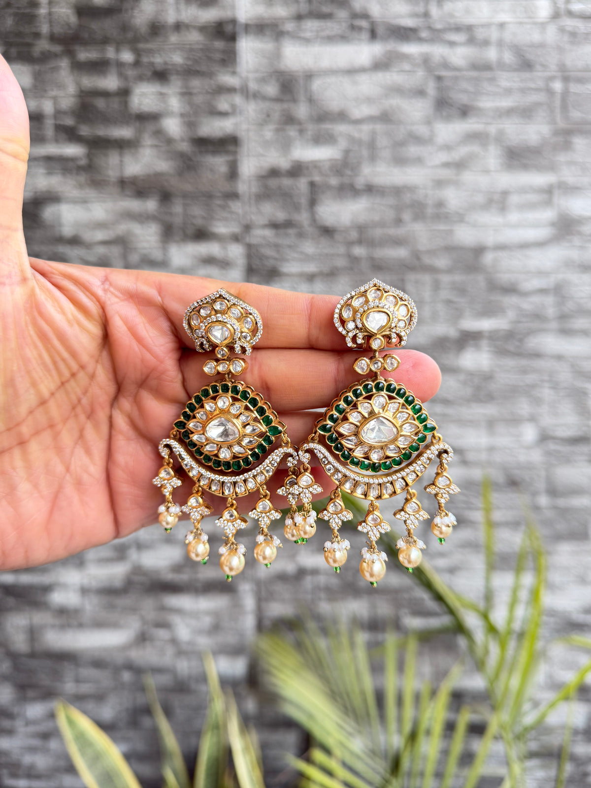 Saanvi Emerald Polki Chandbali