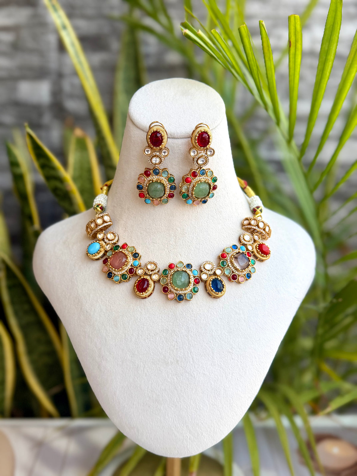 Sobia Navratan Polki Set