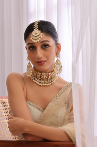 Manzira Kundan Pearl Choker Set