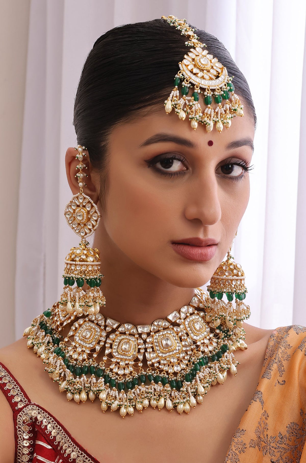 Rashmina Emerald Necklace