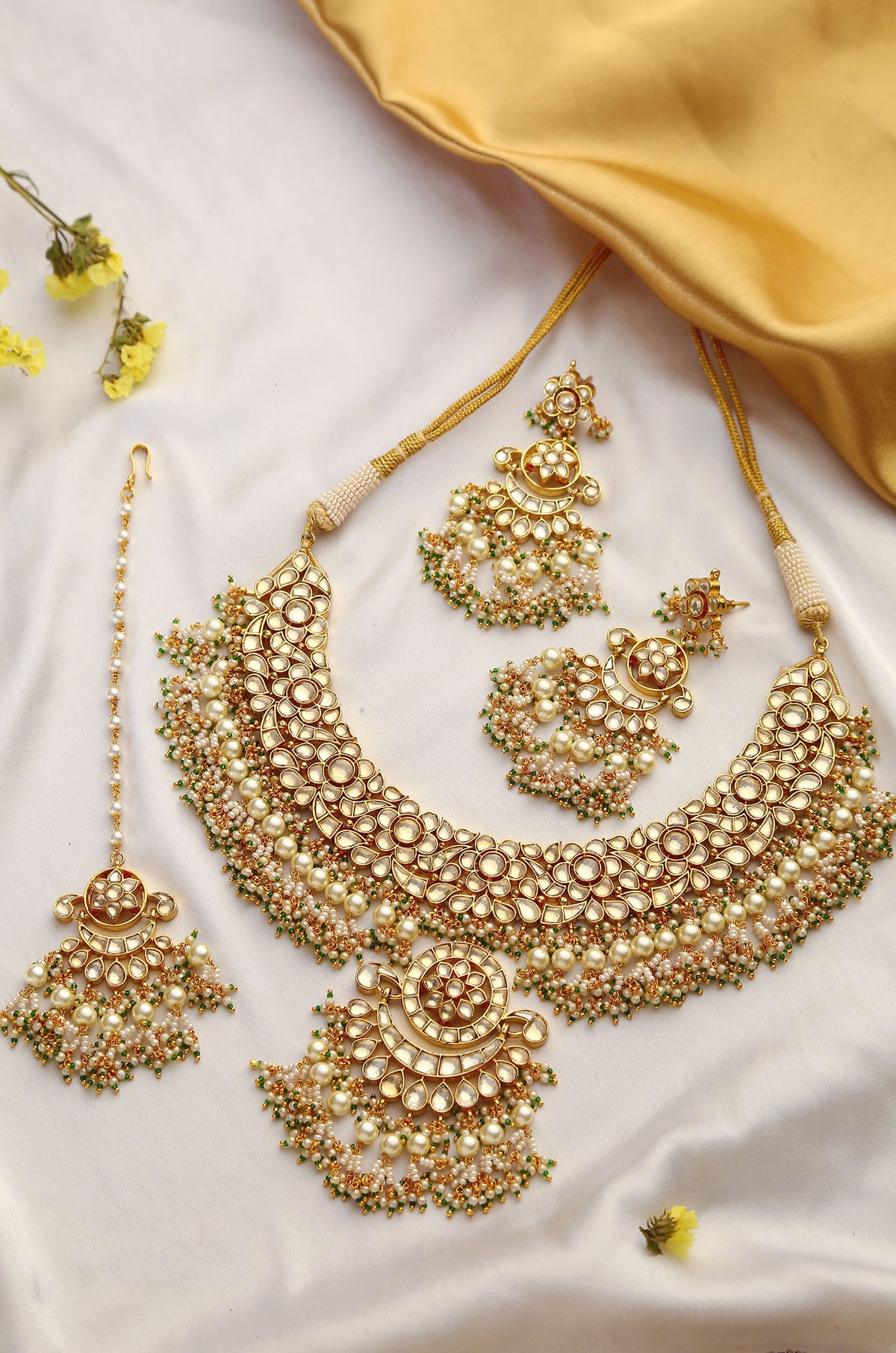 Sehar Pearl White Necklace